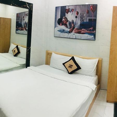2Z Hotel- 149 Le Thi Rieng Ho Chi Minh-staden Exteriör bild